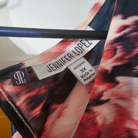 Jennifer Lopez Floral Watercolor V-Neck Blouse in Coral, Navy & Mint - Picture 9 of 14